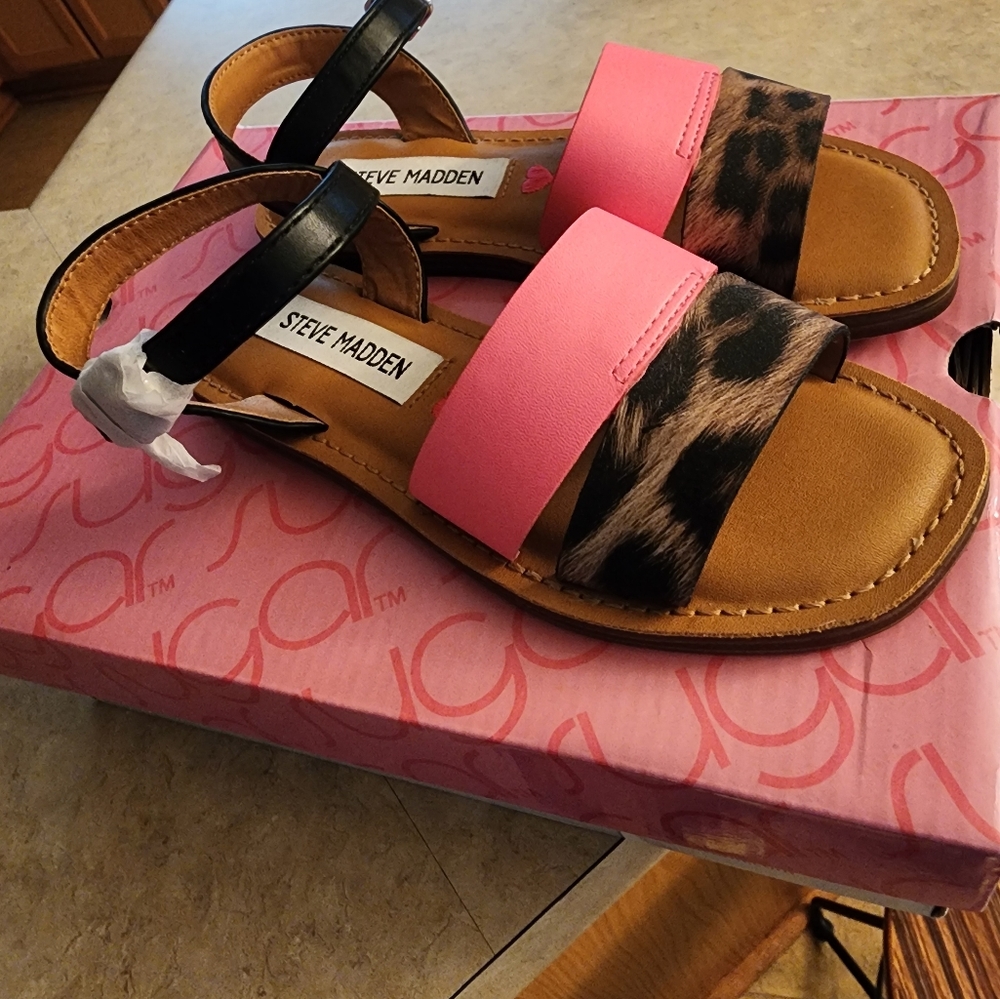 Kid sandals